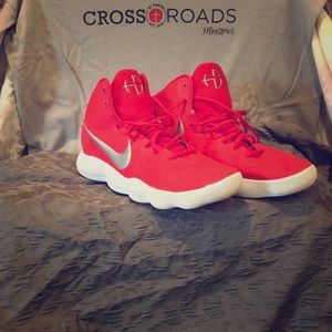 Men’s red Nike’s